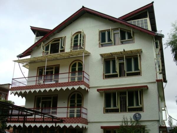 Houseboat Victoria Palace, Srinagar 1